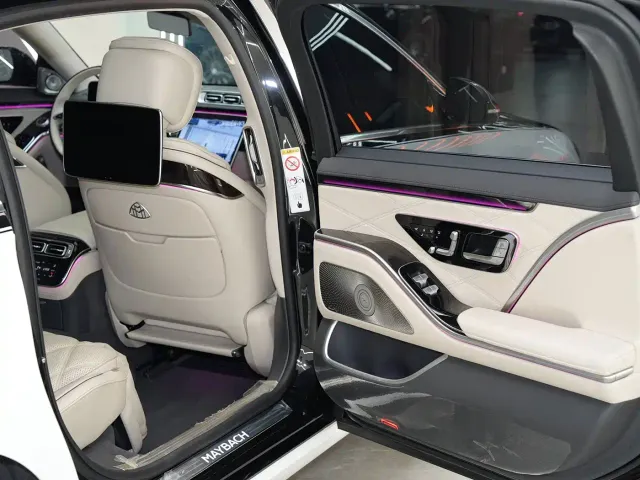 Mercedes-Benz Maybach S-Class — Фото автомобиля 15