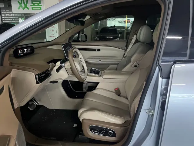GAC Hyptec HT — Фото автомобиля 4