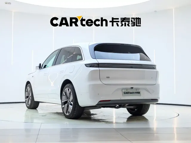 Li Auto L6 — Фото автомобиля 6