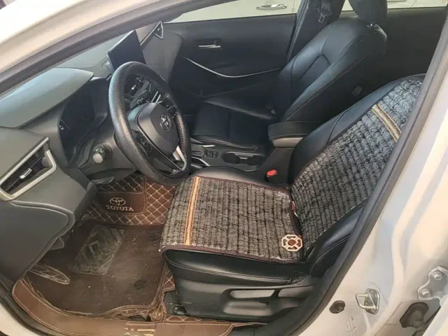 Toyota Corolla — Фото автомобиля 14