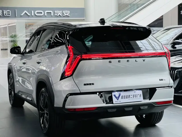 Geely Boyue L — Фото автомобиля 7
