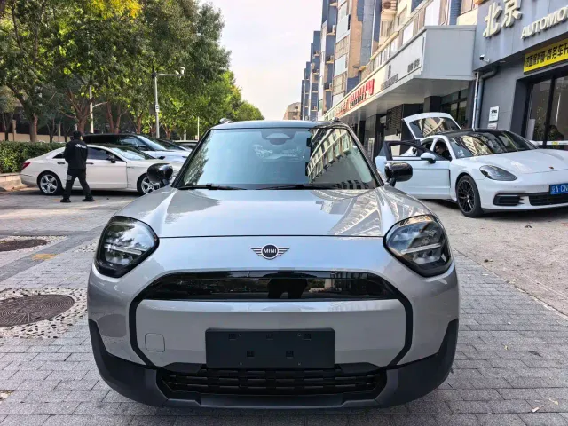 MINI Electric ACEMAN — Фото автомобиля 2
