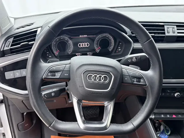 Audi Q3 — Фото автомобиля 10