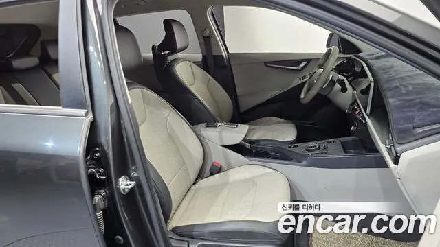 Kia Niro All Niro EV Air — Фото автомобиля 26