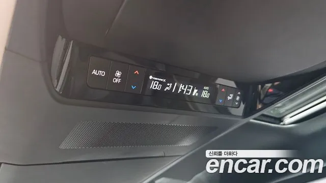 Toyota Alphard — Фото автомобиля 13