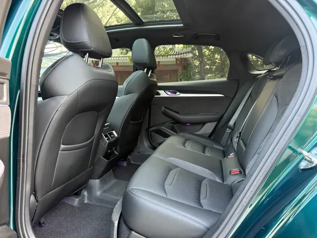 Geely Xingrui — Фото автомобиля 5