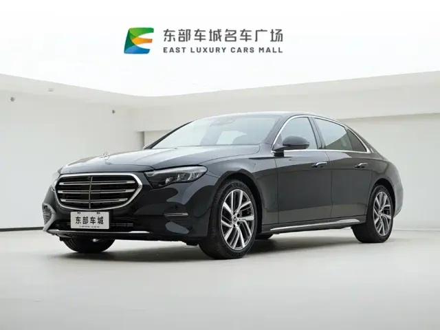 Фотография автомобиля — Mercedes-Benz E-Class