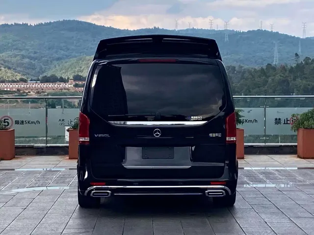 Mercedes-Benz V-Class — Фото автомобиля 5