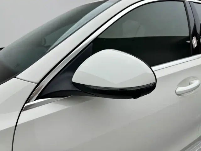 Mercedes-Benz C-Class — Фото автомобиля 23