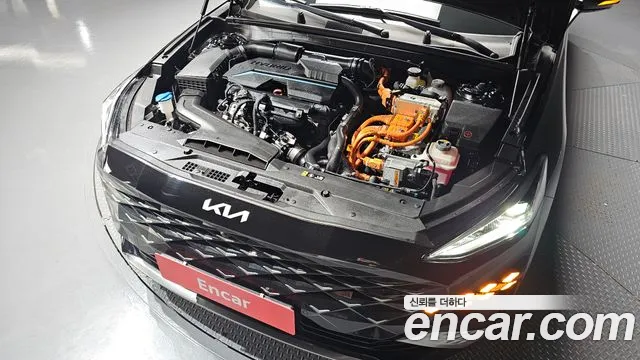 Kia K8 Hybrid — Фото автомобиля 9