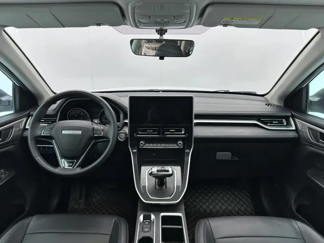Haval M6 — Фото автомобиля 7