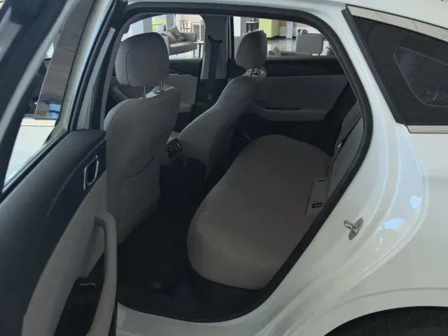 Geely Galaxy Stellar 6 — Фото автомобиля 11