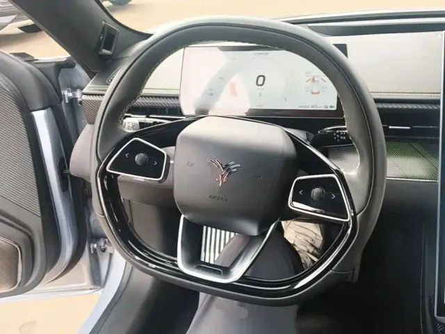 Hozon Neta GT — Фото автомобиля 10