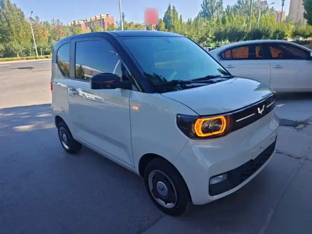 Wuling Hongguang Mini EV — Фото автомобиля 3