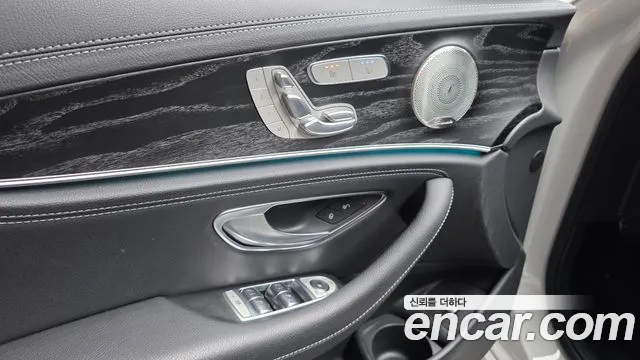Mercedes-Benz E-Class W213 — Фото автомобиля 24