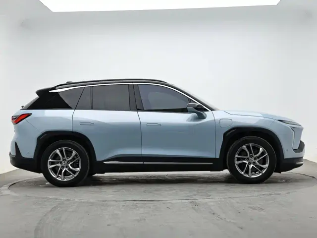 Nio ES6 — Фото автомобиля 5
