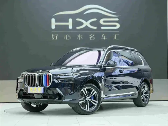Фотография автомобиля — BMW X7