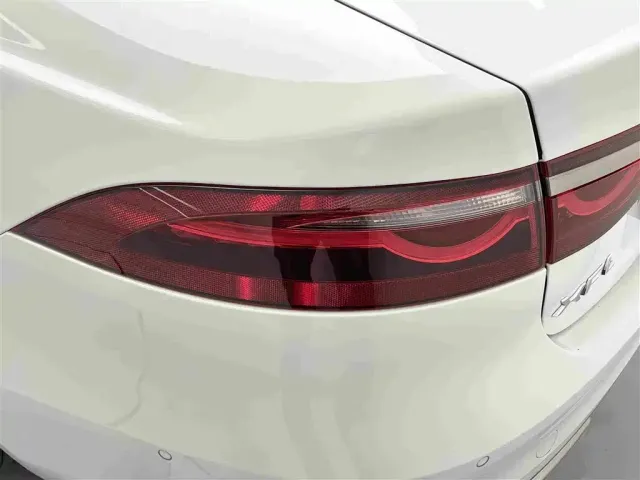 Jaguar Jaguar XFL 2022 XFL 2.0T P250 2WD Premium Luxury — Фото автомобиля 14