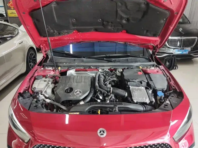 Mercedes-Benz A-Class — Фото автомобиля 19
