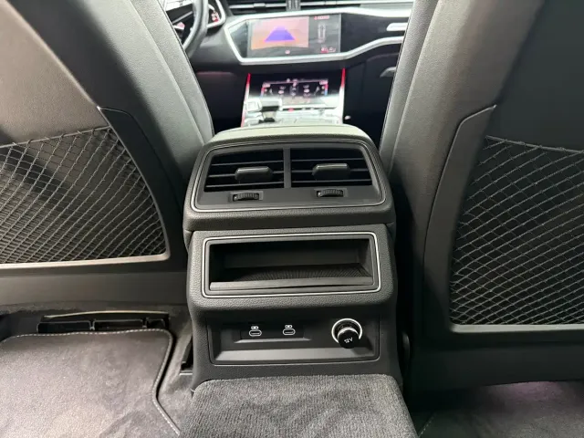 Audi A6L — Фото автомобиля 16