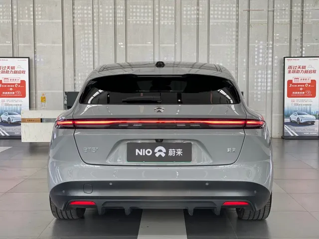 Nio ET5 Touring — Фото автомобиля 6