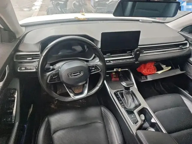 Geely Emgrand 2022 4th Generation 1.5L CVT Elite — Фото автомобиля 5