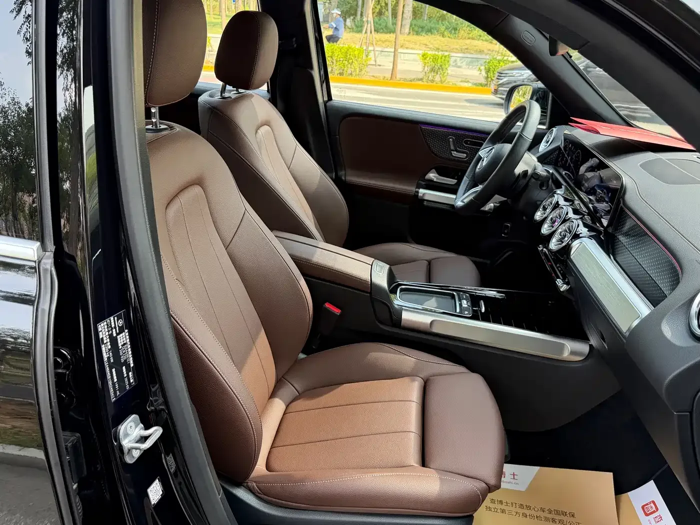 Mercedes-Benz Mercedes-Benz GLB 2025 Model GLB 220 Fashion Style — Фото автомобиля 17