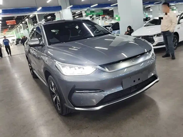BYD Song PLUS — Фото автомобиля 3