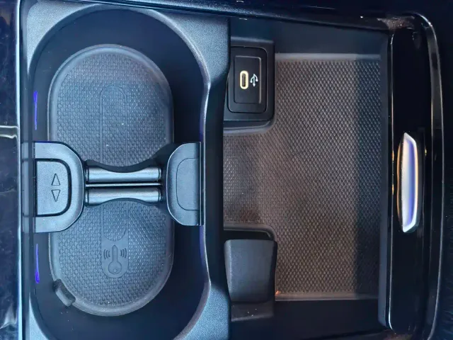 Mercedes-Benz GLB-Class — Фото автомобиля 25