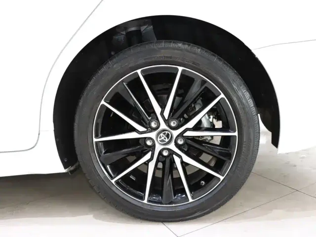 Toyota Camry — Фото автомобиля 20