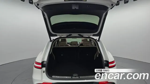 Genesis GV70 2.5T Бензин AWD — Фото автомобиля 20