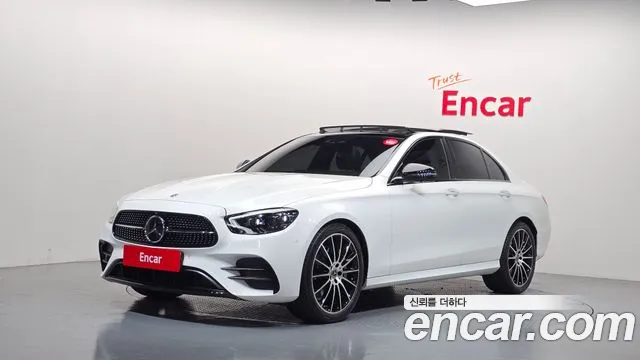 Фотография автомобиля — Mercedes-Benz E-Class W213