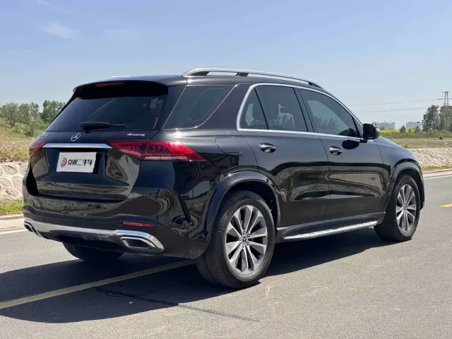 Mercedes-Benz GLE-Class — Фото автомобиля 4