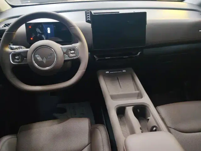 Wuling Starlight 730 — Фото автомобиля 12