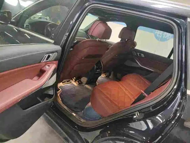 BMW X5 — Фото автомобиля 8