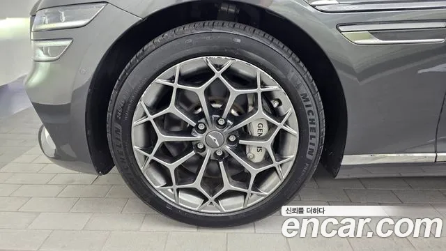 Genesis G80 RG3 — Фото автомобиля 5