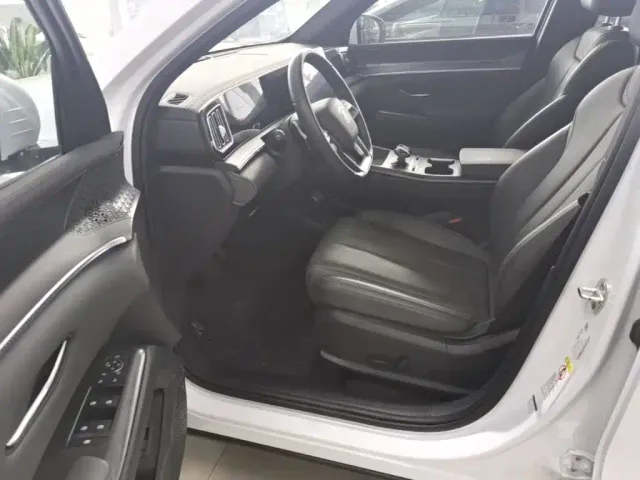 BYD Song Pro — Фото автомобиля 15