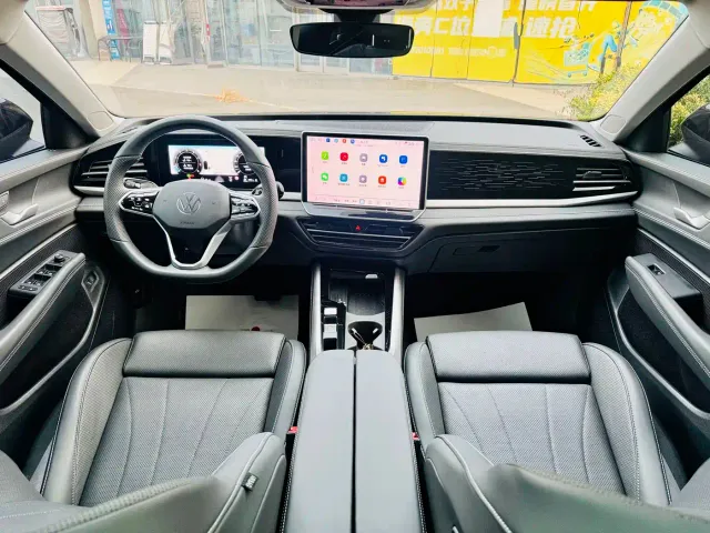 Volkswagen Passat — Фото автомобиля 9