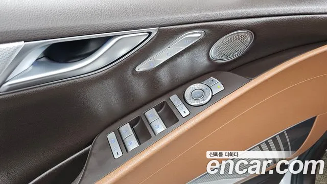 Genesis G80 Electrified G80 (RG3) — Фото автомобиля 26