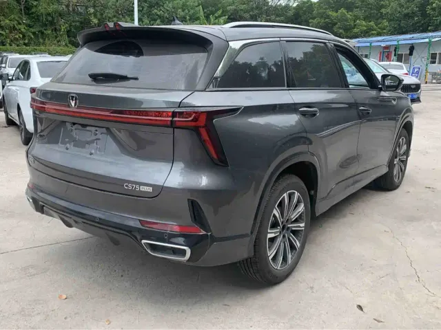 Changan CS75 Plus — Фото автомобиля 4