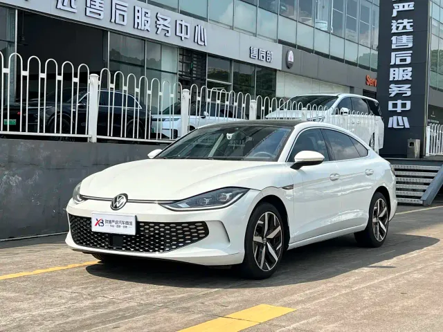 Фотография автомобиля — Volkswagen Lamando