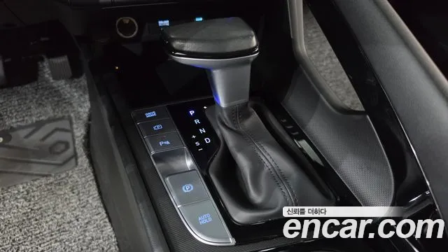 Hyundai Avante CN7 — Фото автомобиля 12
