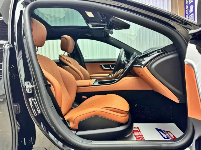 Mercedes-Benz S-Class — Фото автомобиля 19