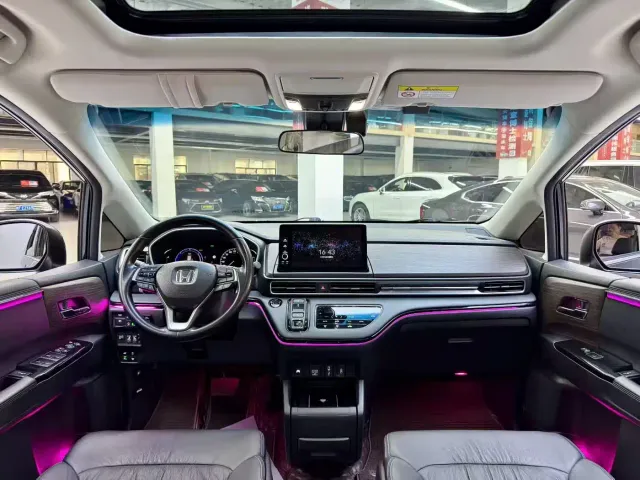 Honda Odyssey — Фото автомобиля 7