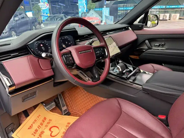 Land Rover Range Rover Sport — Фото автомобиля 7