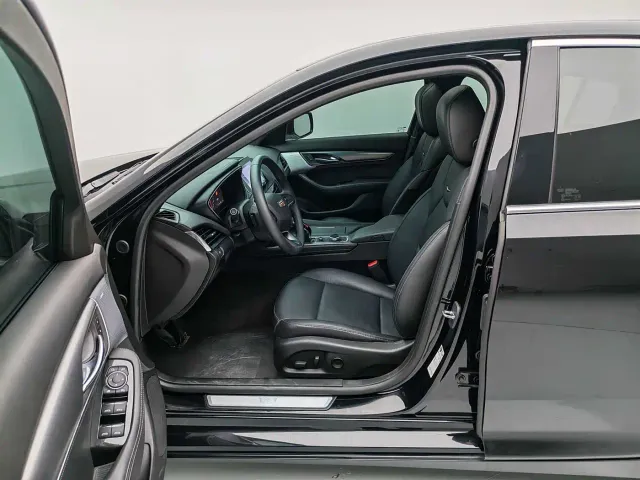 Cadillac CT5 — Фото автомобиля 7