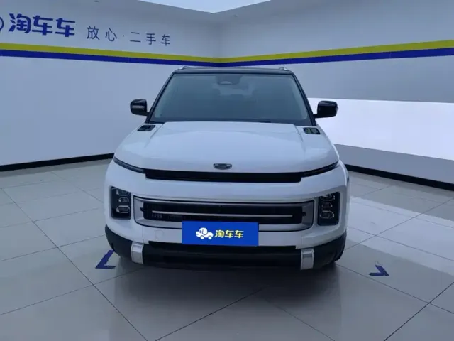 Geely ICON — Фото автомобиля 2