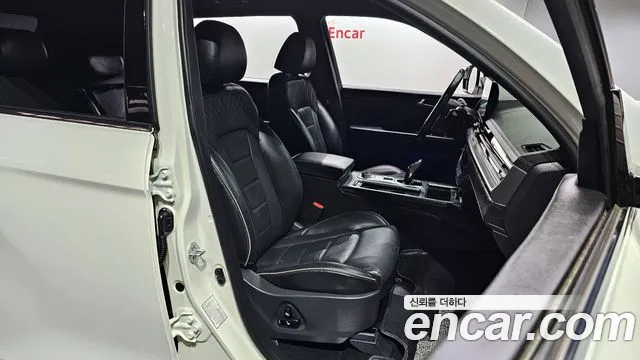 KG_Mobility_Ssangyong Rexton — Фото автомобиля 10