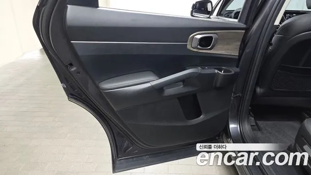 Kia Sorento Sorento 4-е поколение Дизель 2.2 2WD — Фото автомобиля 24