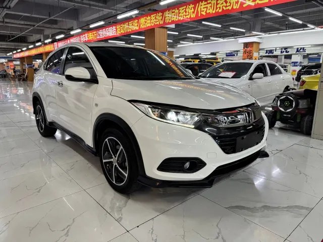 Honda Vezel — Фото автомобиля 3